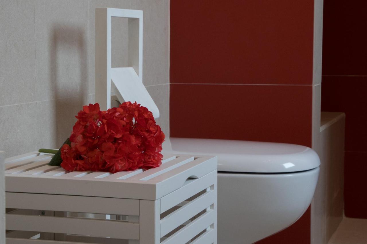 Ych-Le Grotte Di Sileno Bed & Breakfast Castellaneta Bagian luar foto