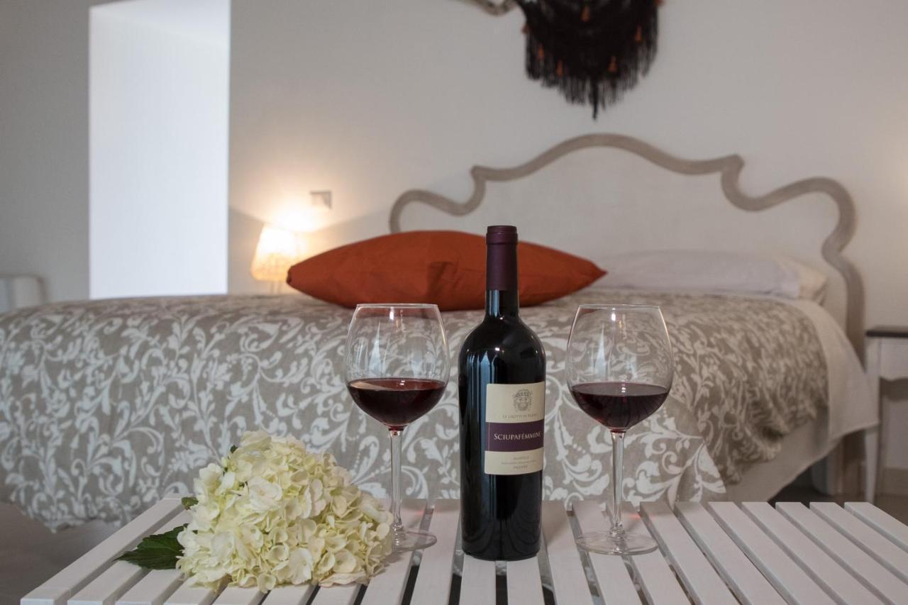 Ych-Le Grotte Di Sileno Bed & Breakfast Castellaneta Bagian luar foto