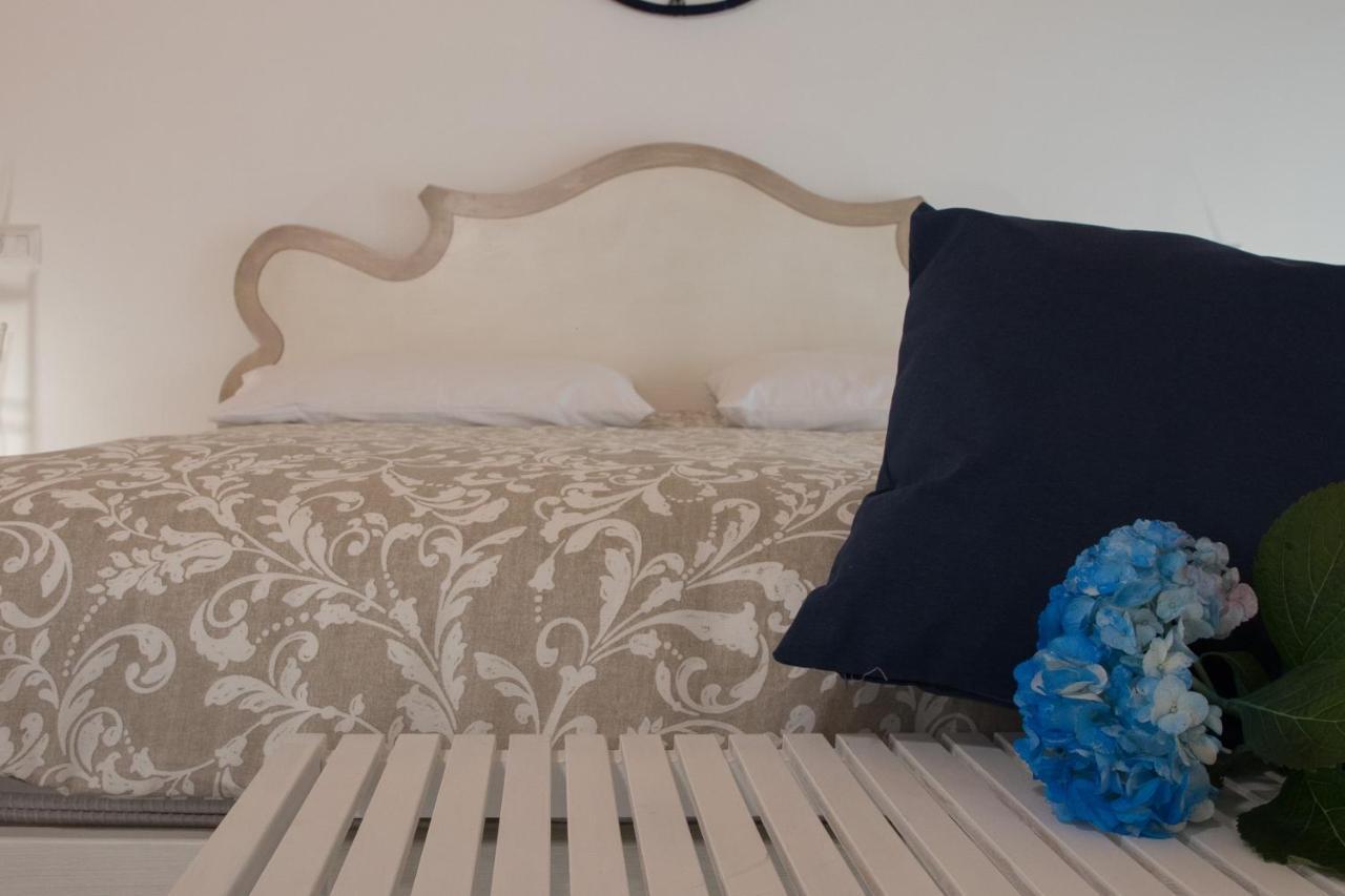 Ych-Le Grotte Di Sileno Bed & Breakfast Castellaneta Bagian luar foto