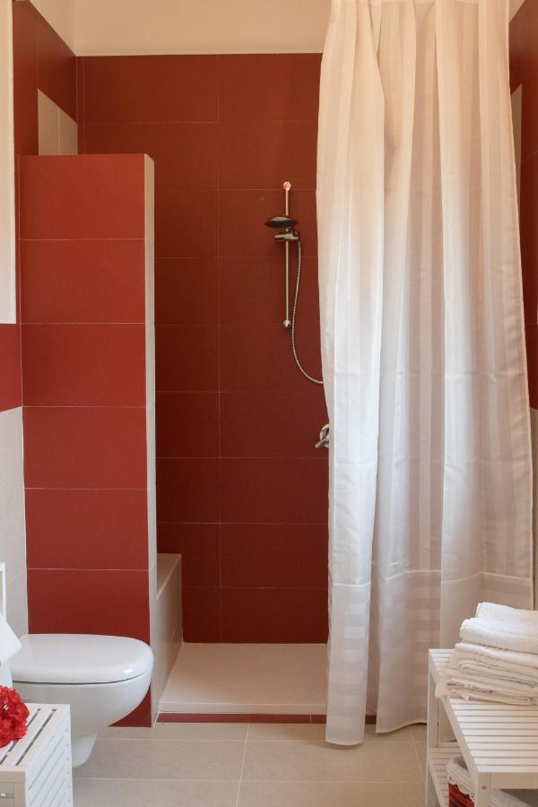 Ych-Le Grotte Di Sileno Bed & Breakfast Castellaneta Bagian luar foto